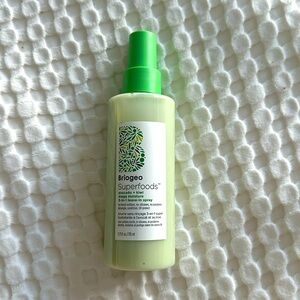 *NIB* Briogeo Superfoods | Avocado + Kiwi 3-in-1 Leave In Spray 🥑
